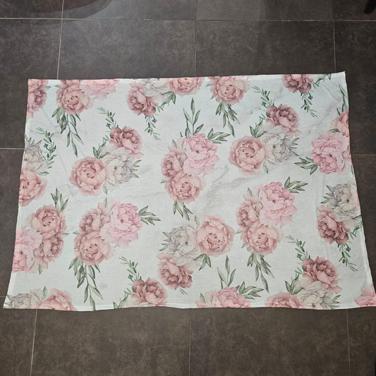 Peony Penguin Muslin