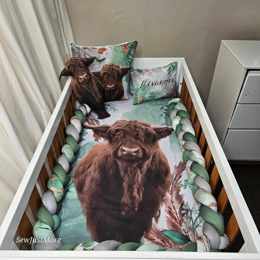 The Highland cow cot linen