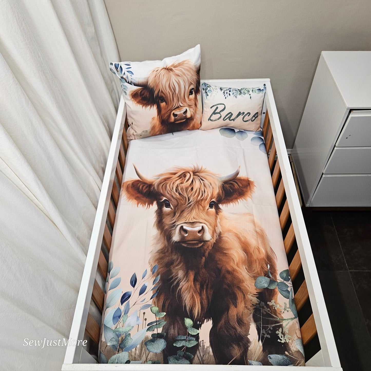 The Baby Highland cow cot linen