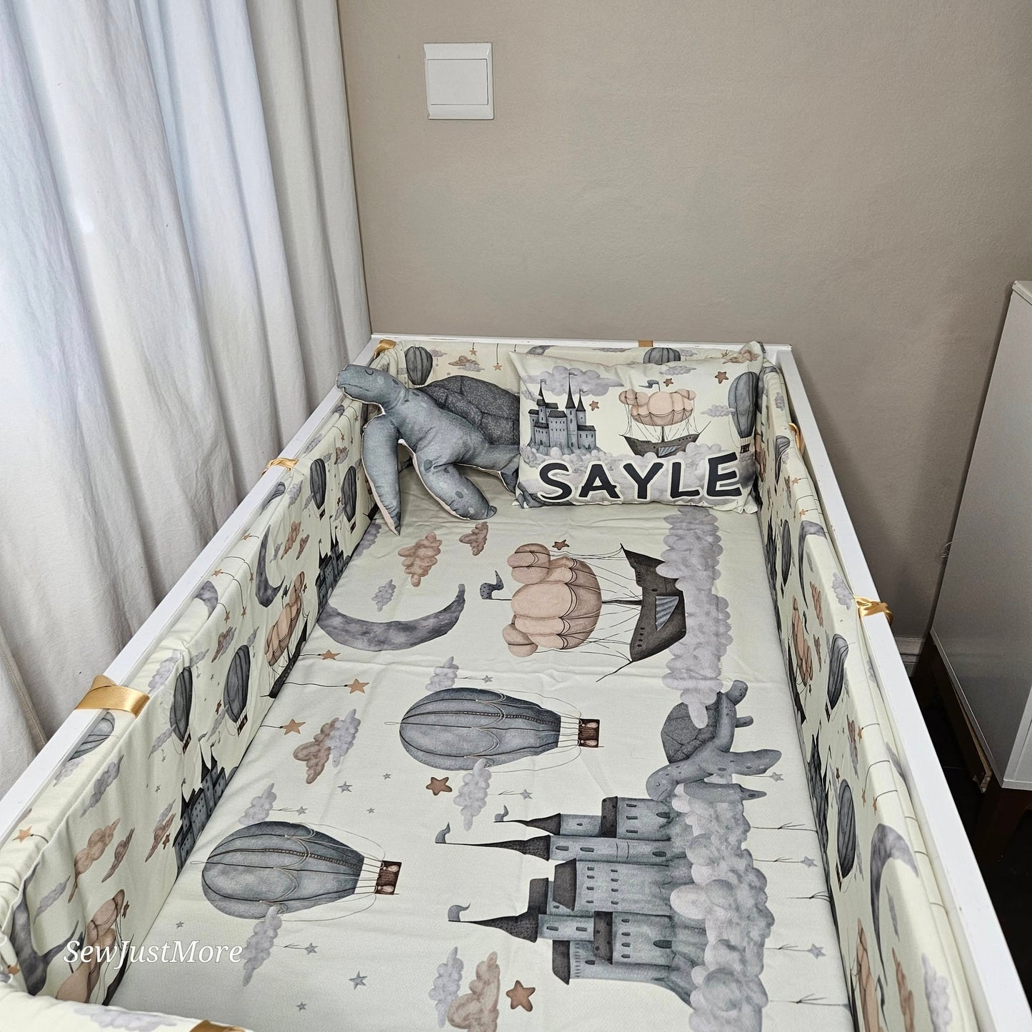 The World of Dreams cot linen