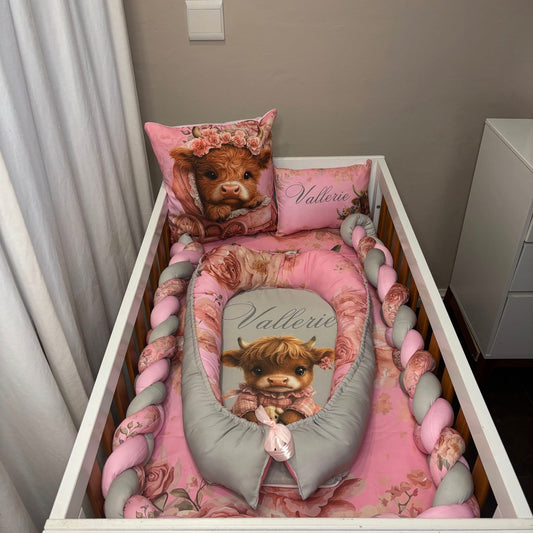 Harmonie the Highland Cow Baby nest