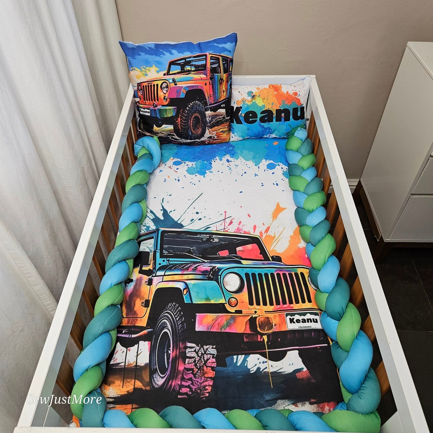 The adventurous Jeep cot linen