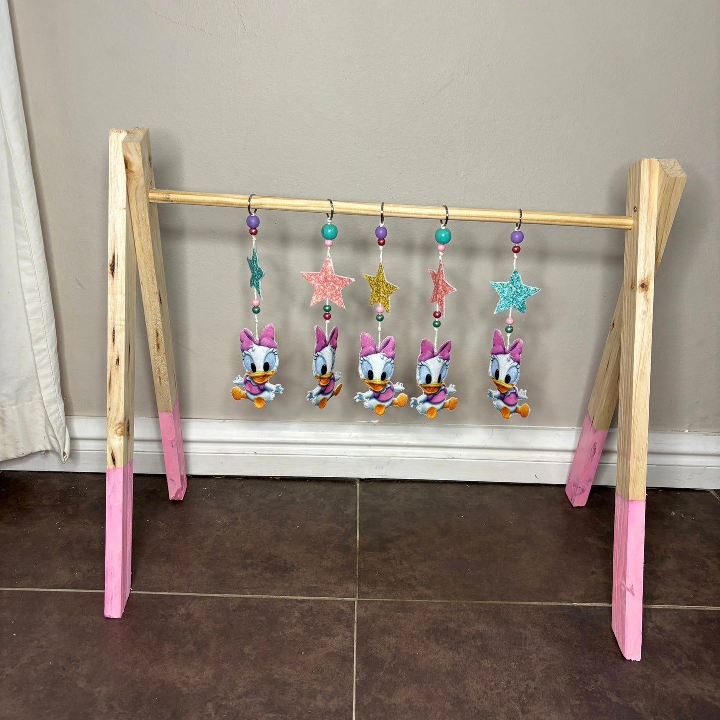 Magical Baby Daisy Duck cot linen