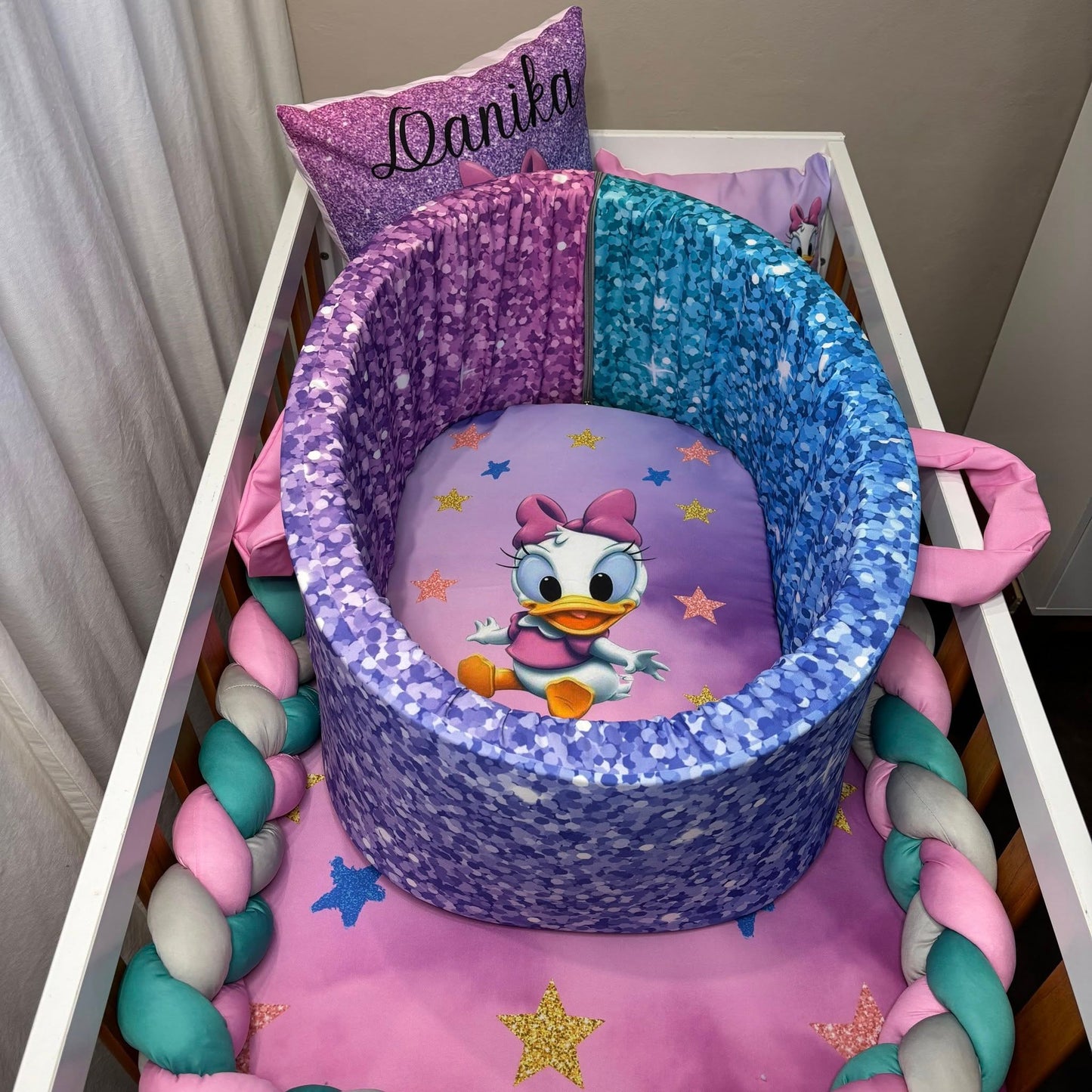 Magical Baby Daisy Duck cot linen