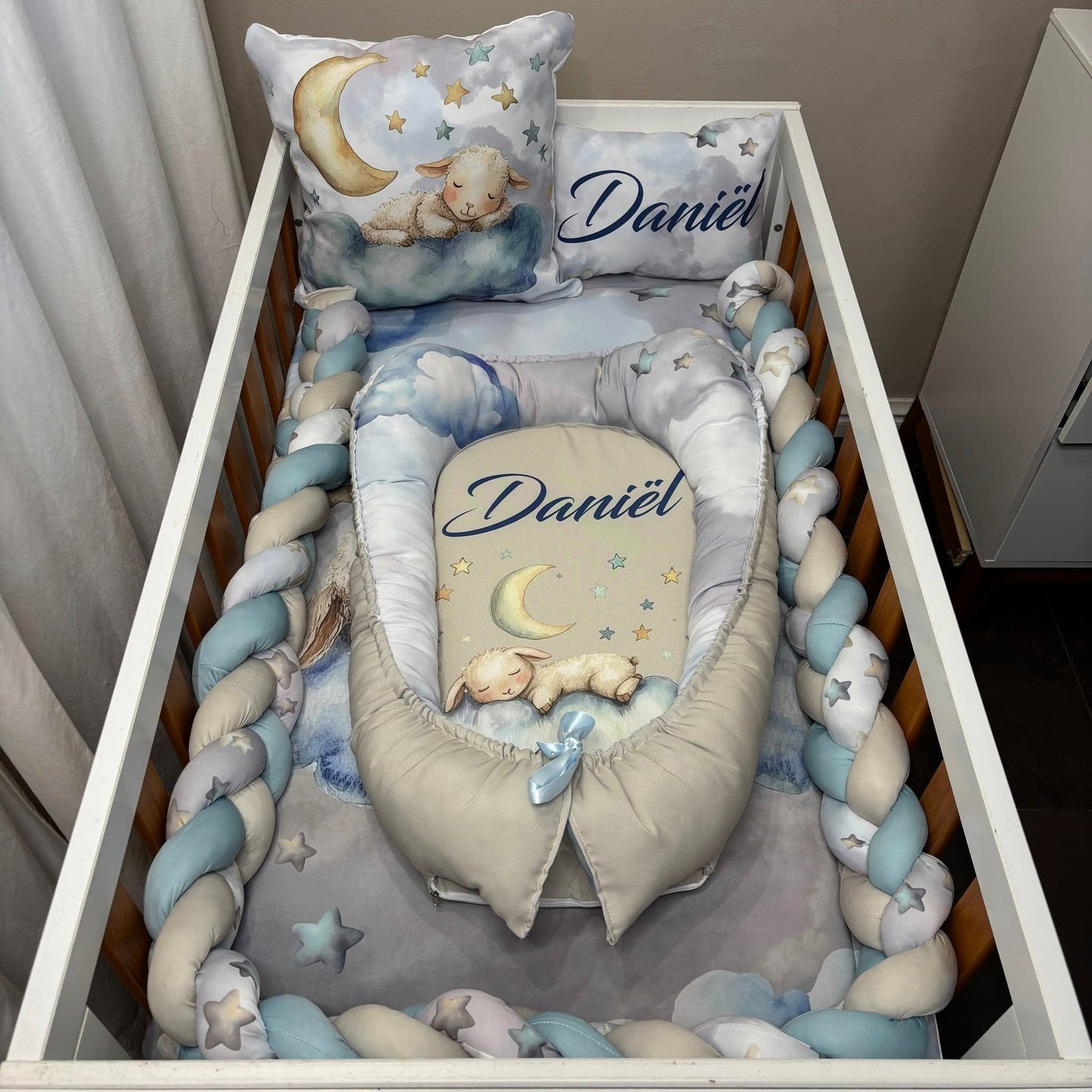 Twinkle Twinkle Dreamy Lamb Viking cot linen