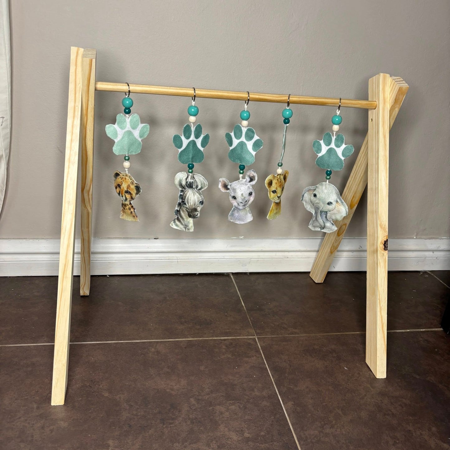 Pawesome Sage Safari Play gym