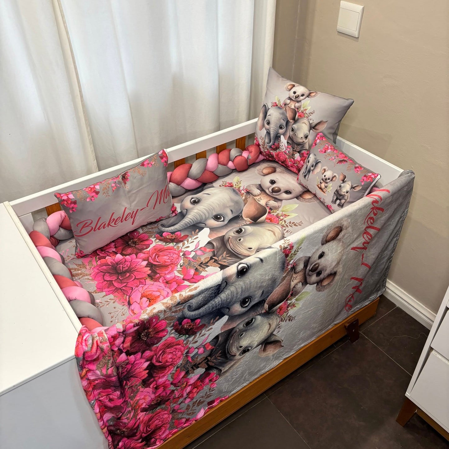 The Lively Girl Safari  cot linen
