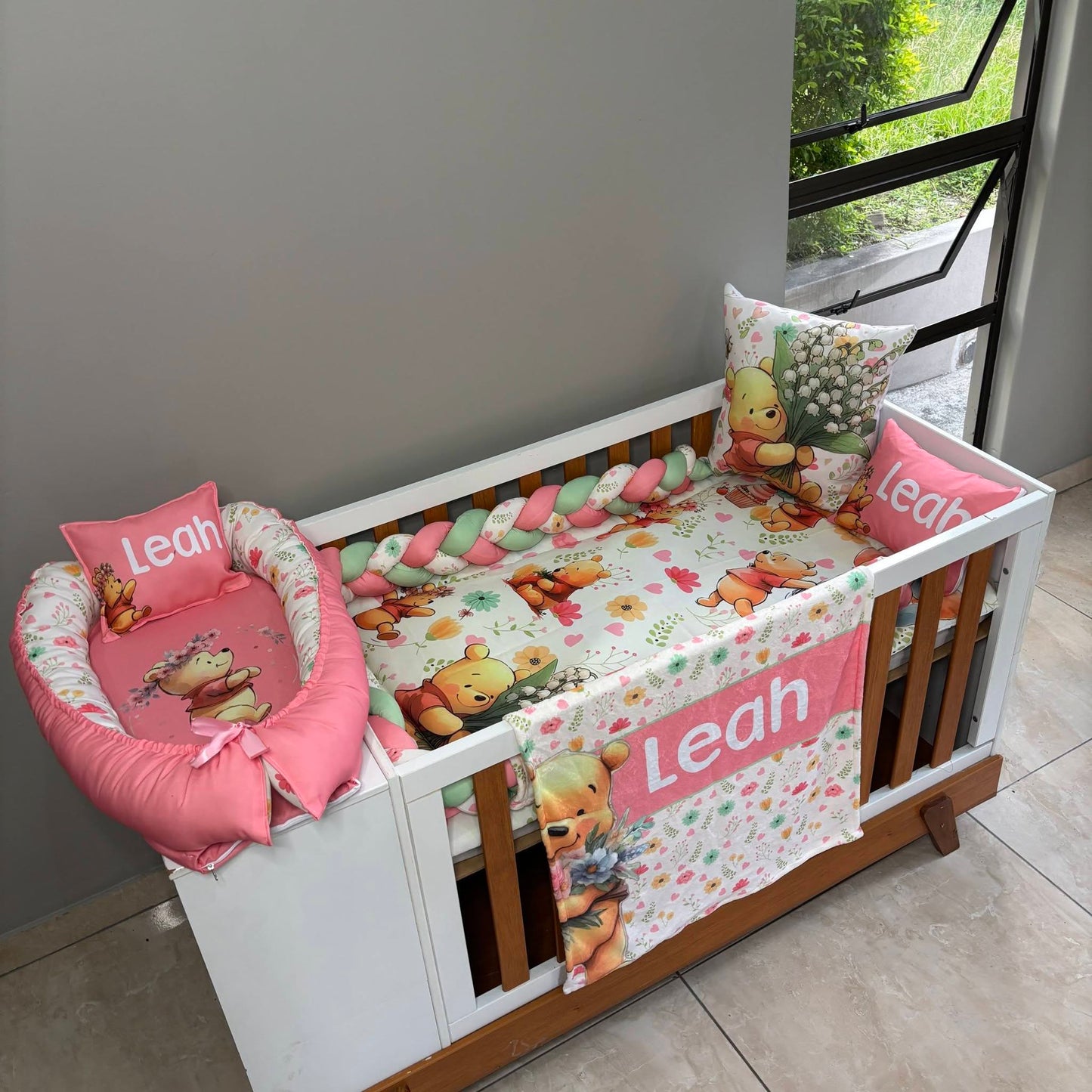Floral Pooh cot linen