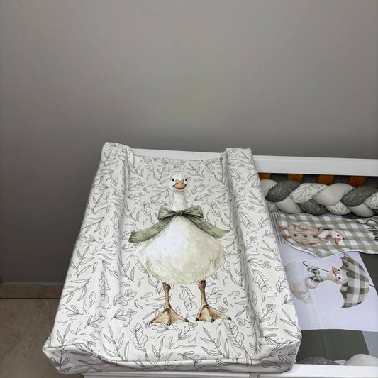 The Natural Goose waterproof changing mat