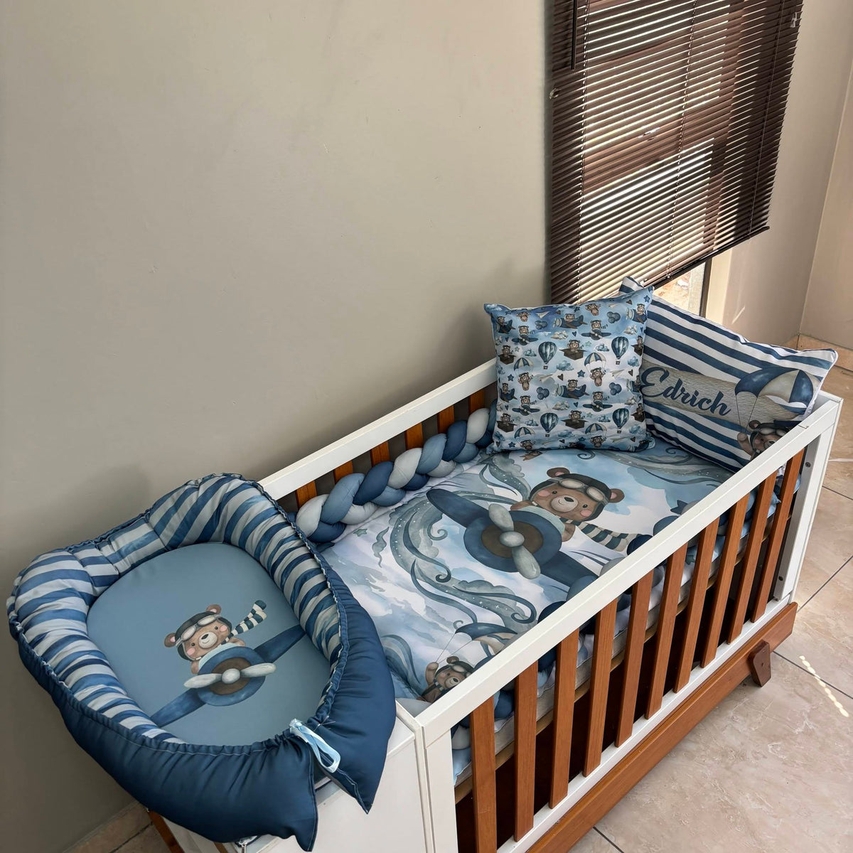 Aviator Bear V4 cot linen