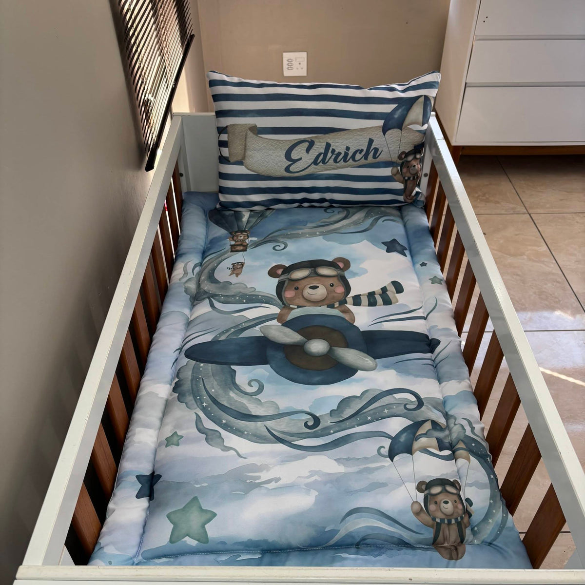 Aviator Bear V4 cot linen
