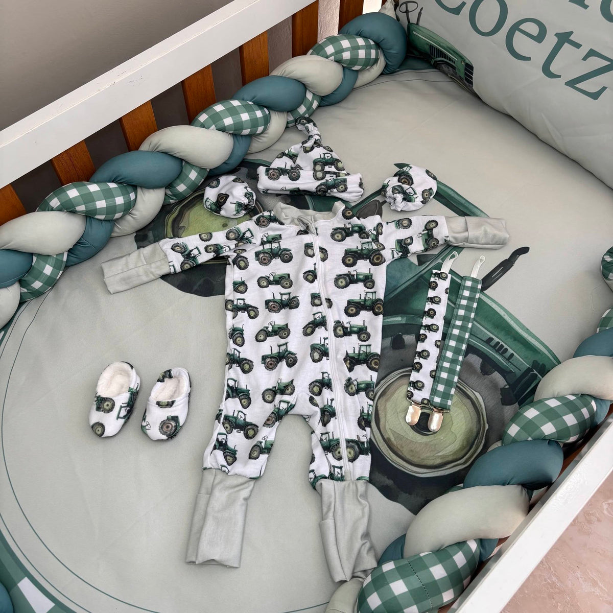 The Checkered Farmer  cot linen