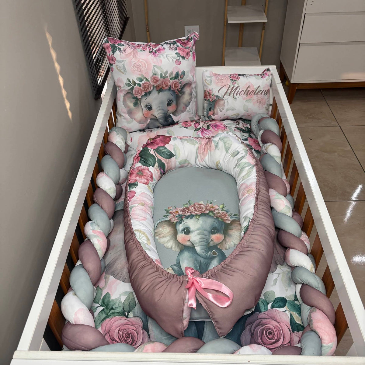 Boho Rosy Ellie Baby Nest