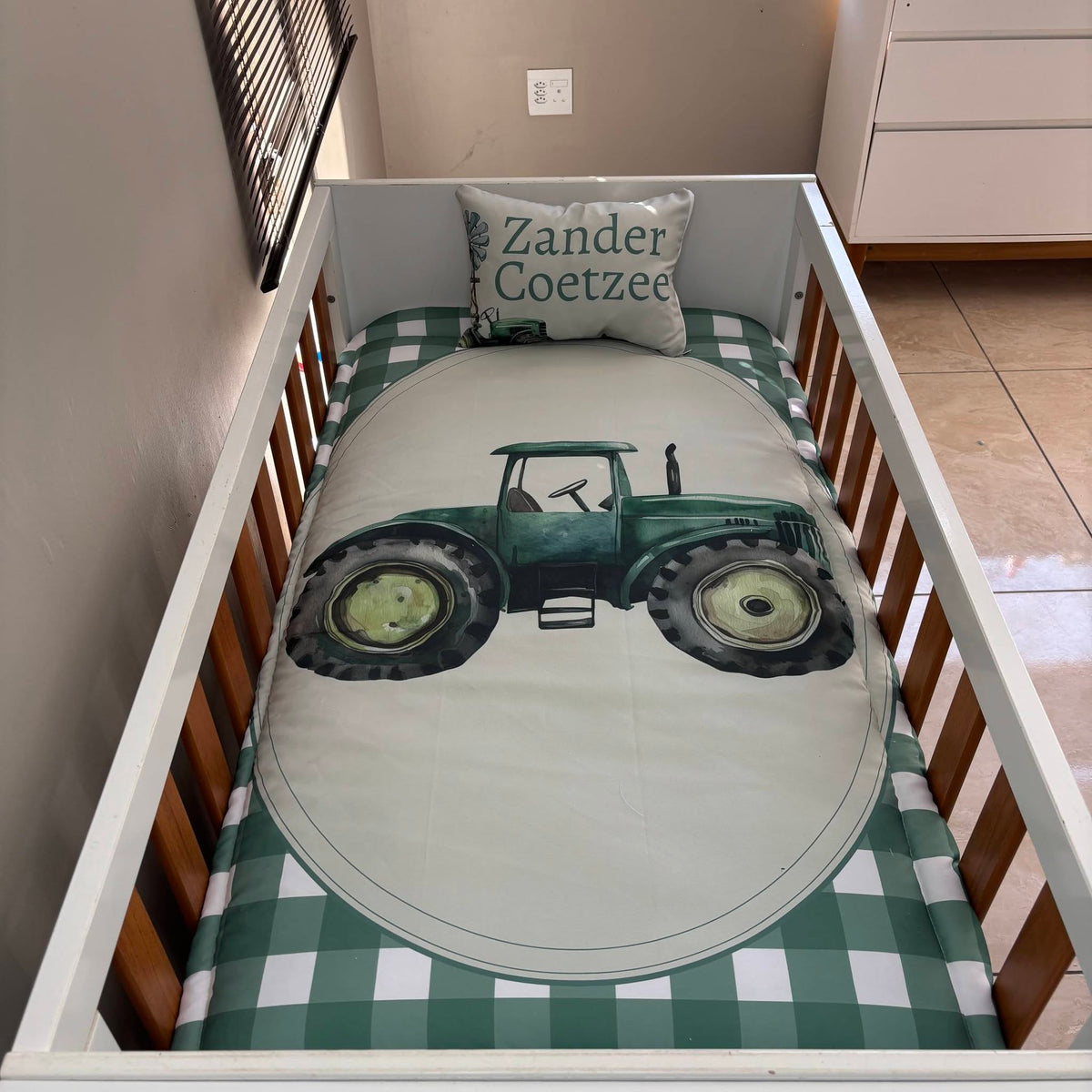 The Checkered Farmer  cot linen